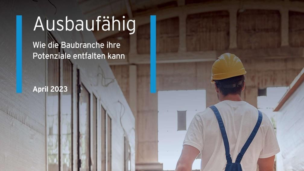 Arbeiter bei der Anfertigung eines Modulbaues